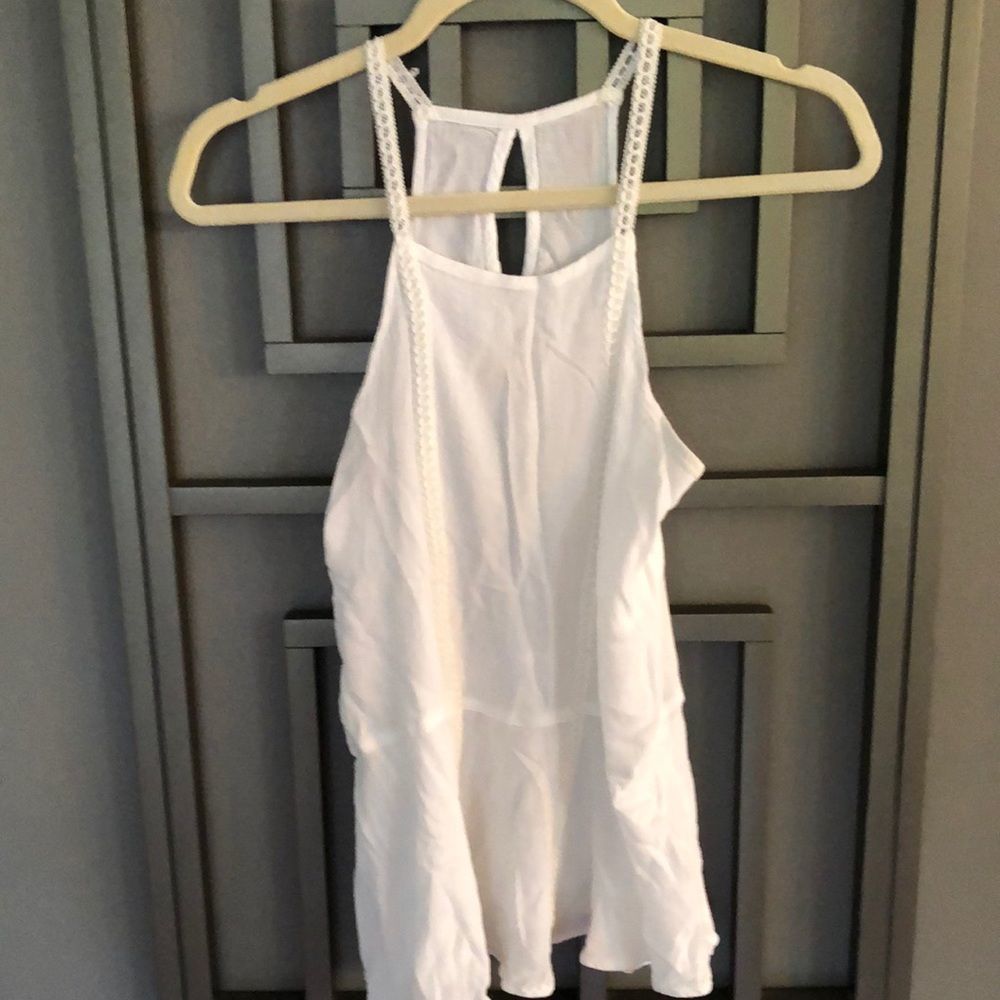 Hollister White gauze flowery tank top. Xs